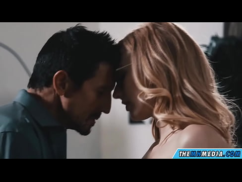 ❤️ Ngono ya kimapenzi na blonde mvivu Pono ya kujitengenezea nyumbani ﹏